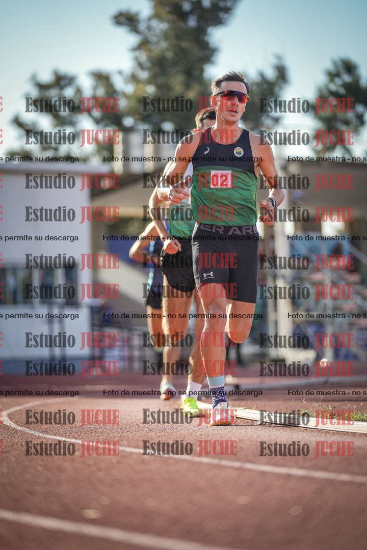 Fotos de los 3000 m llanos de varones
