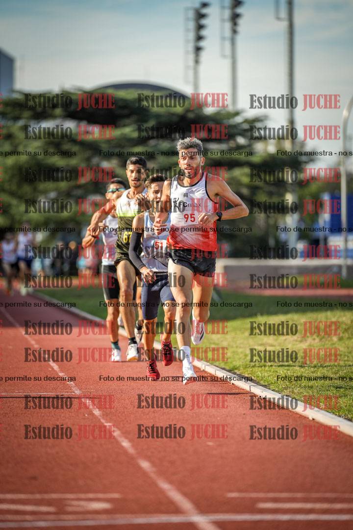 Fotos de los 3000 m llanos de varones