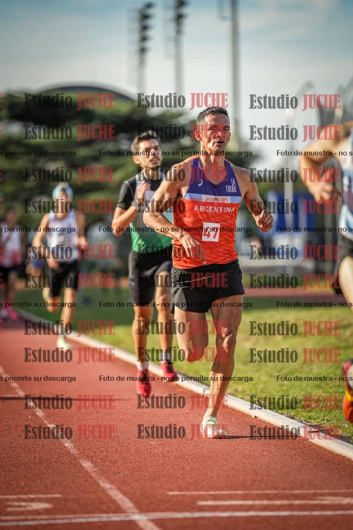 Fotos de los 3000 m llanos de varones