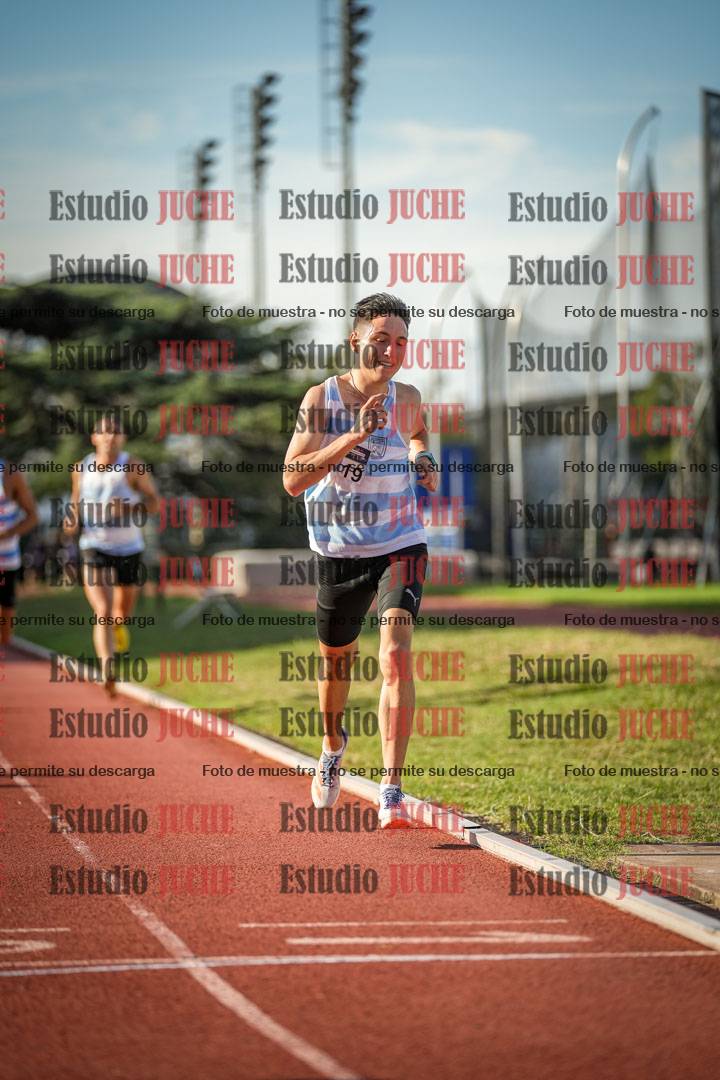 Fotos de los 3000 m llanos de varones