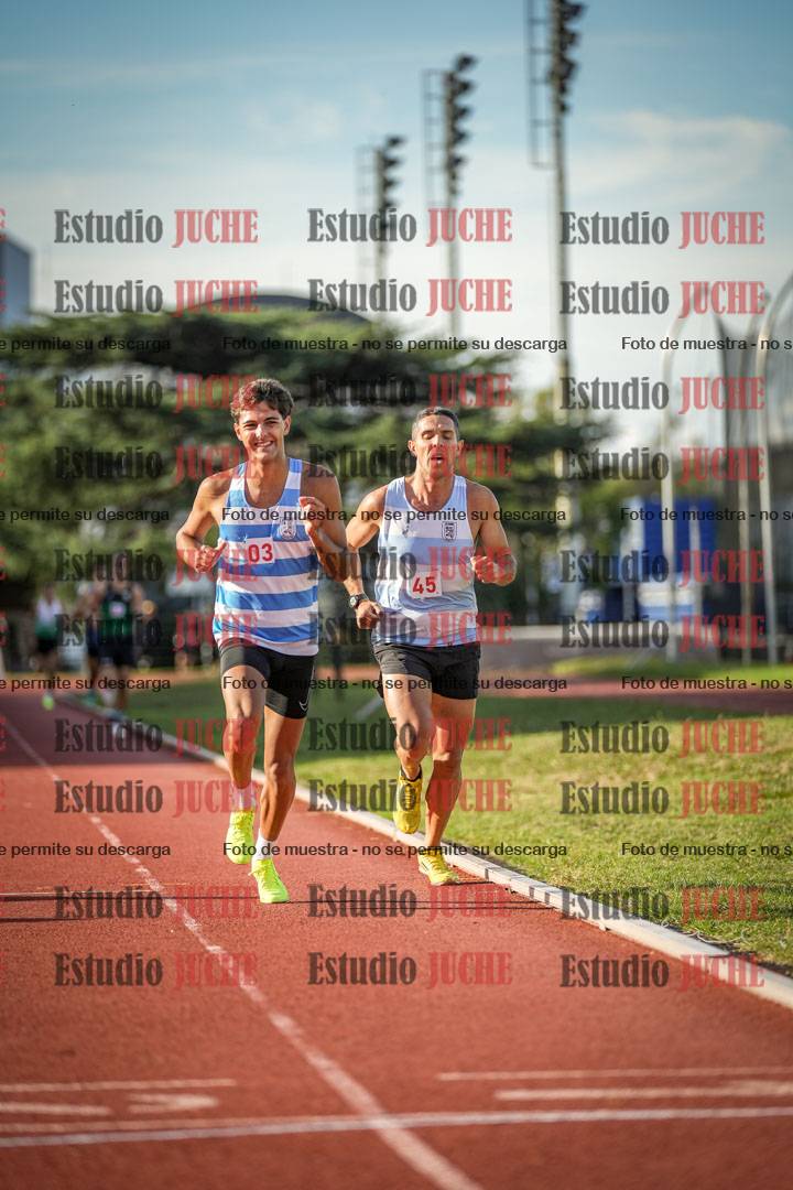Fotos de los 3000 m llanos de varones