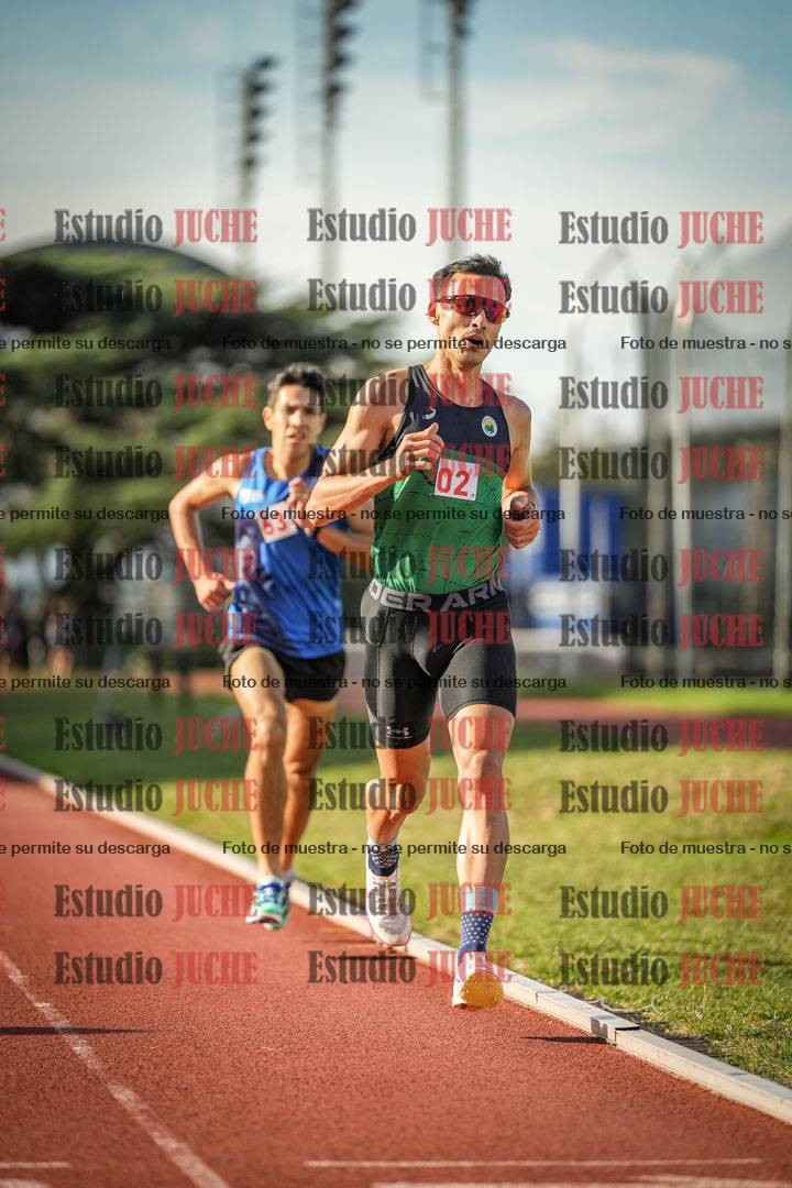 Fotos de los 3000 m llanos de varones