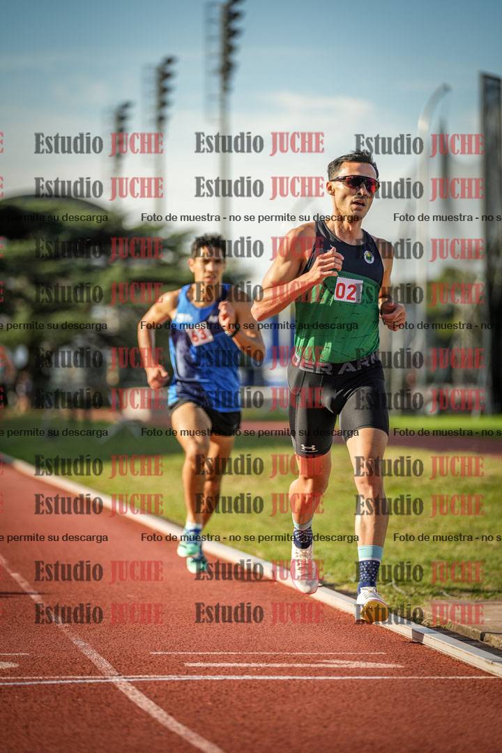 Fotos de los 3000 m llanos de varones