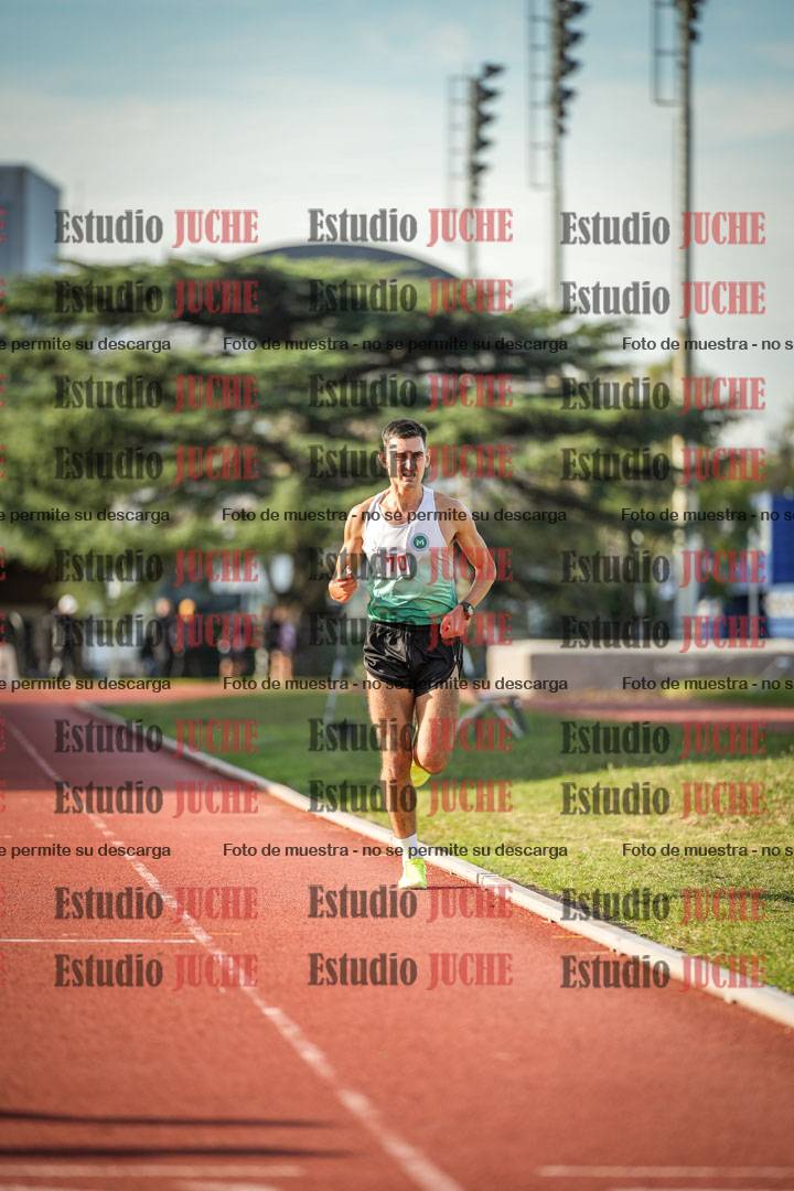Fotos de los 3000 m llanos de varones