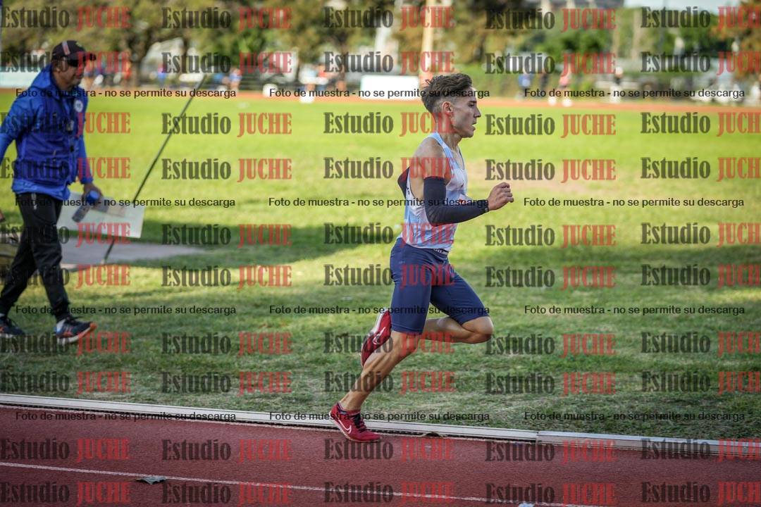 Fotos de los 3000 m llanos de varones