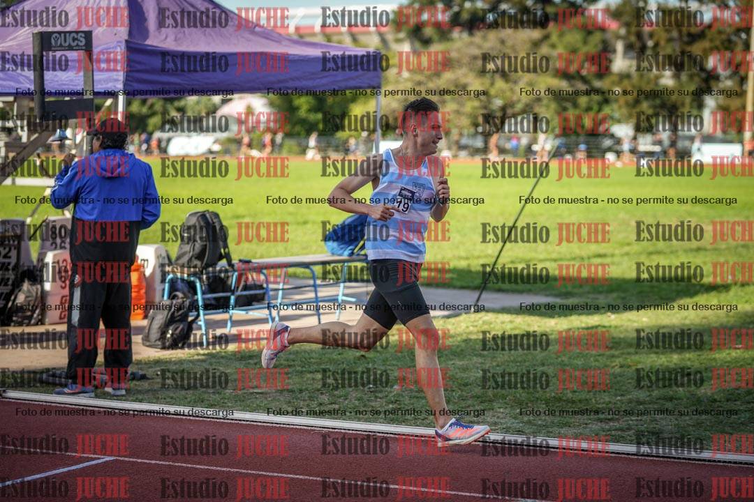 Fotos de los 3000 m llanos de varones