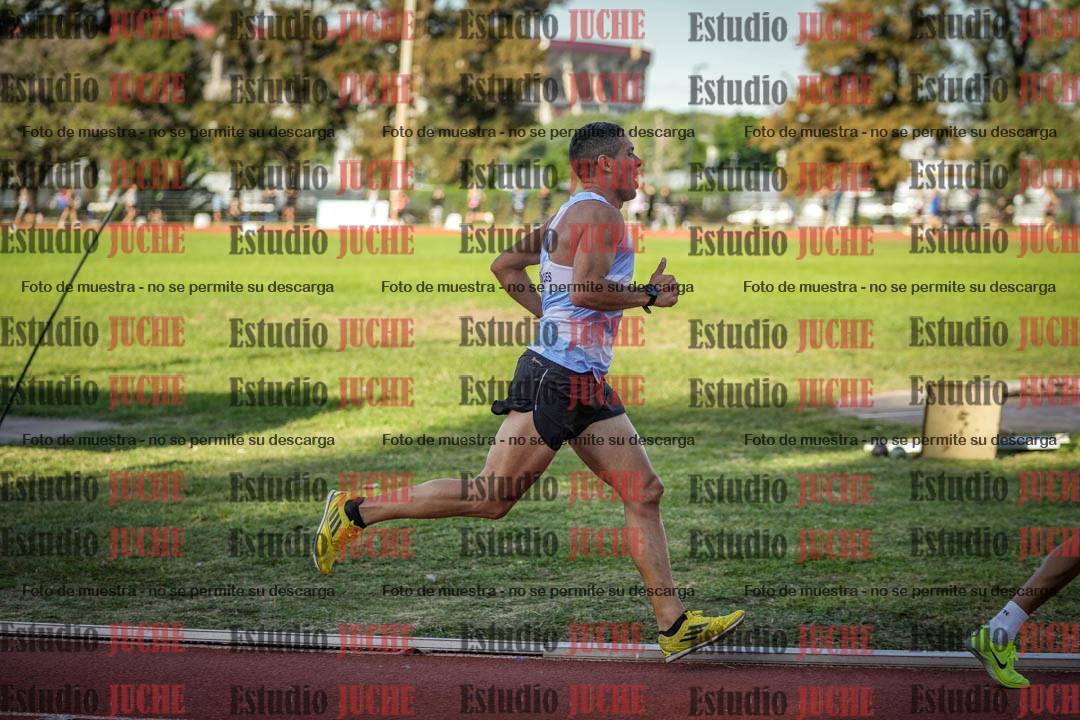 Fotos de los 3000 m llanos de varones