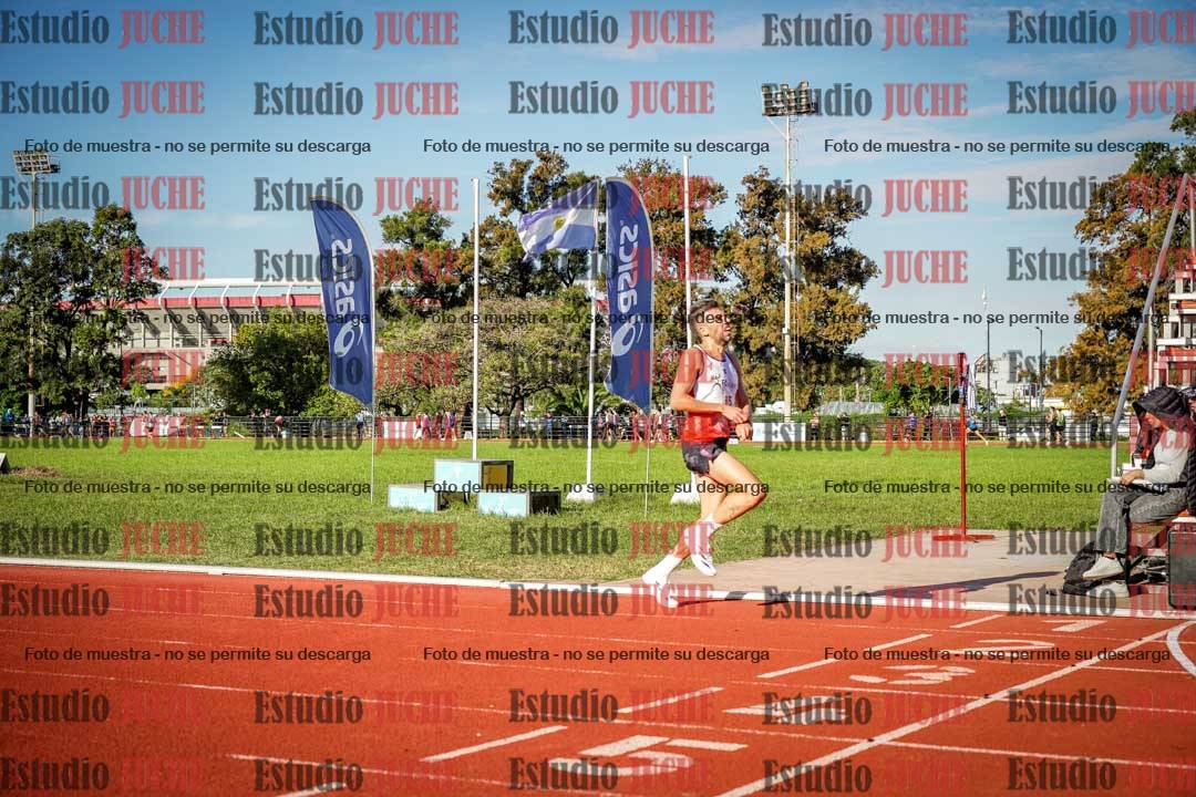 Fotos de los 3000 m llanos de varones