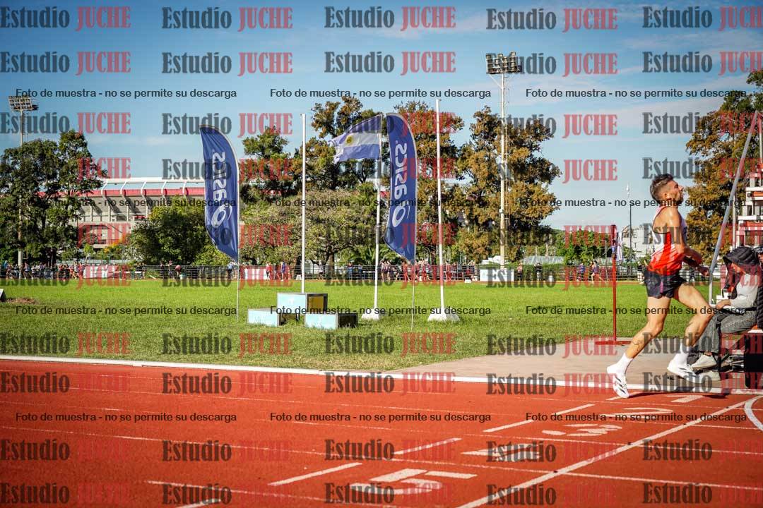 Fotos de los 3000 m llanos de varones