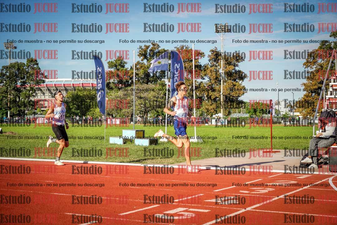 Fotos de los 3000 m llanos de varones