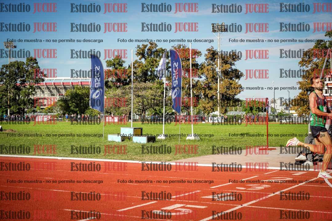 Fotos de los 3000 m llanos de varones