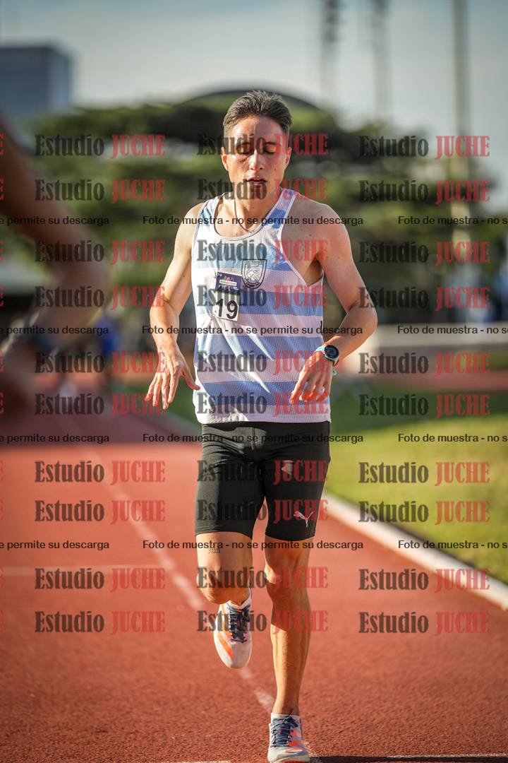 Fotos de los 3000 m llanos de varones