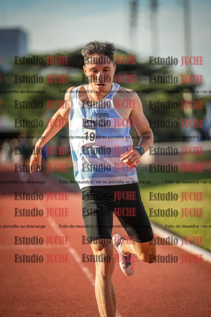 Fotos de los 3000 m llanos de varones