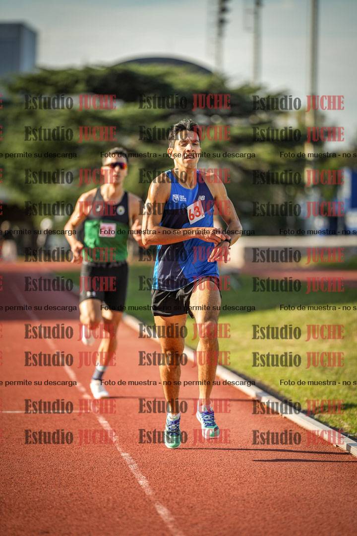 Fotos de los 3000 m llanos de varones