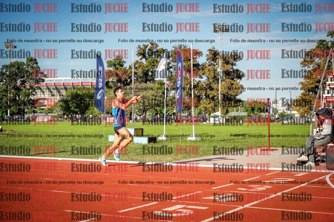 Fotos de los 3000 m llanos de varones