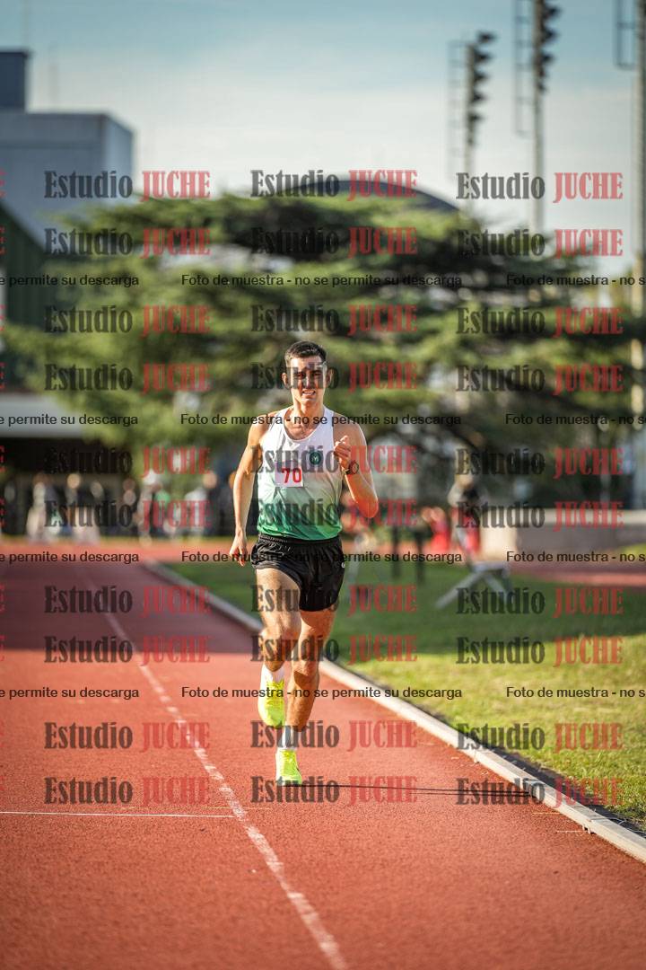Fotos de los 3000 m llanos de varones