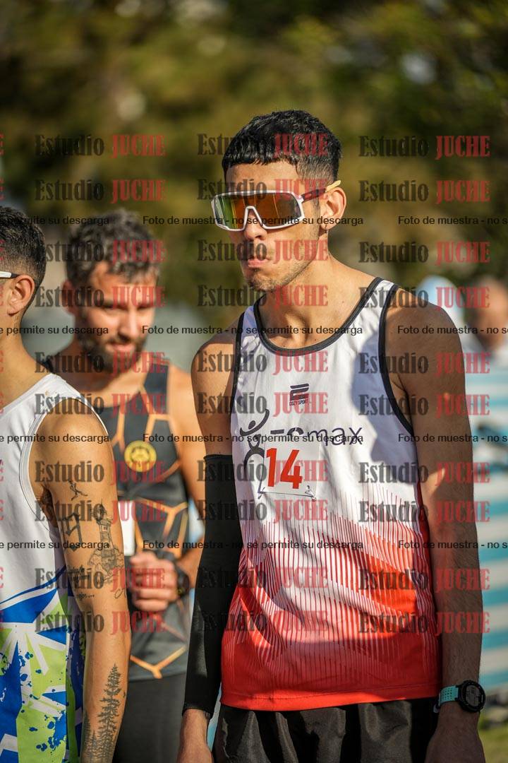 Fotos de los 3000 m llanos de varones