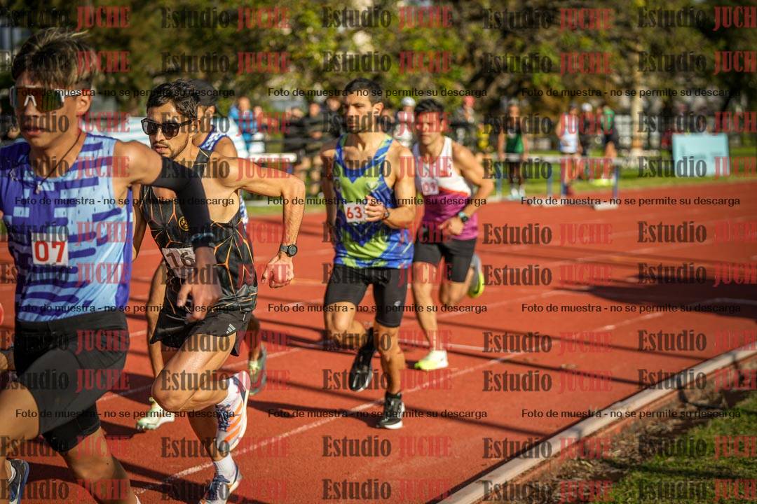 Fotos de los 3000 m llanos de varones