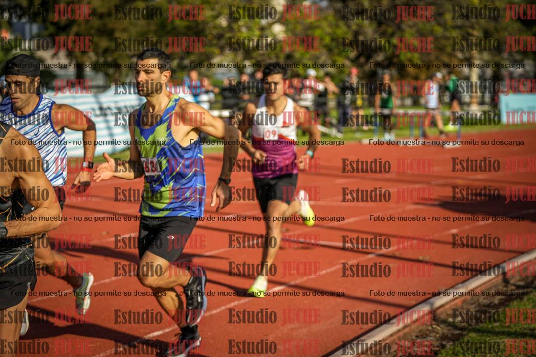 Fotos de los 3000 m llanos de varones