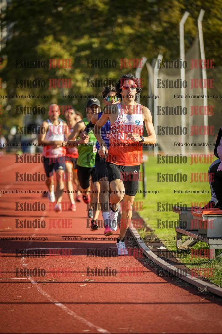 Fotos de los 3000 m llanos de varones