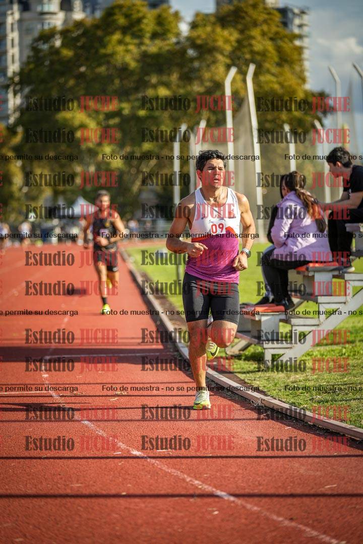 Fotos de los 3000 m llanos de varones