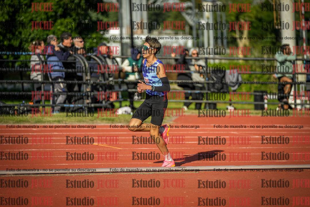 Fotos de los 3000 m llanos de varones