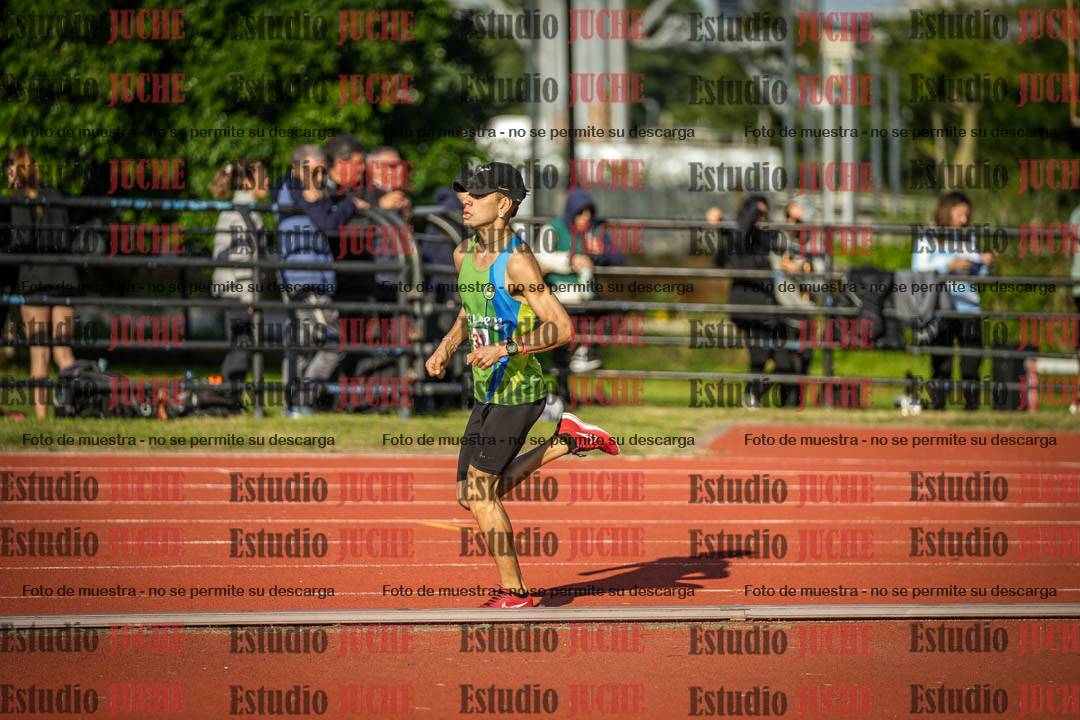 Fotos de los 3000 m llanos de varones