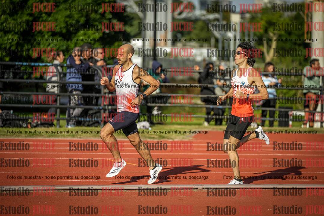 Fotos de los 3000 m llanos de varones