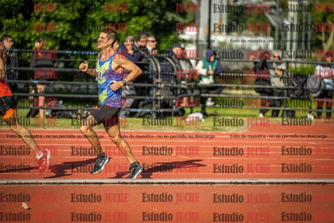 Fotos de los 3000 m llanos de varones