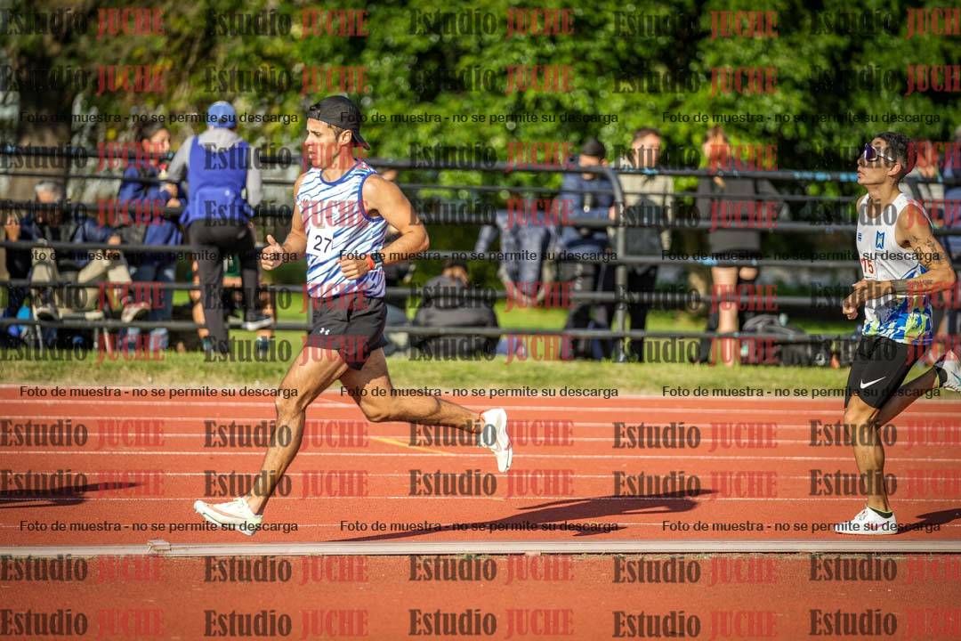 Fotos de los 3000 m llanos de varones