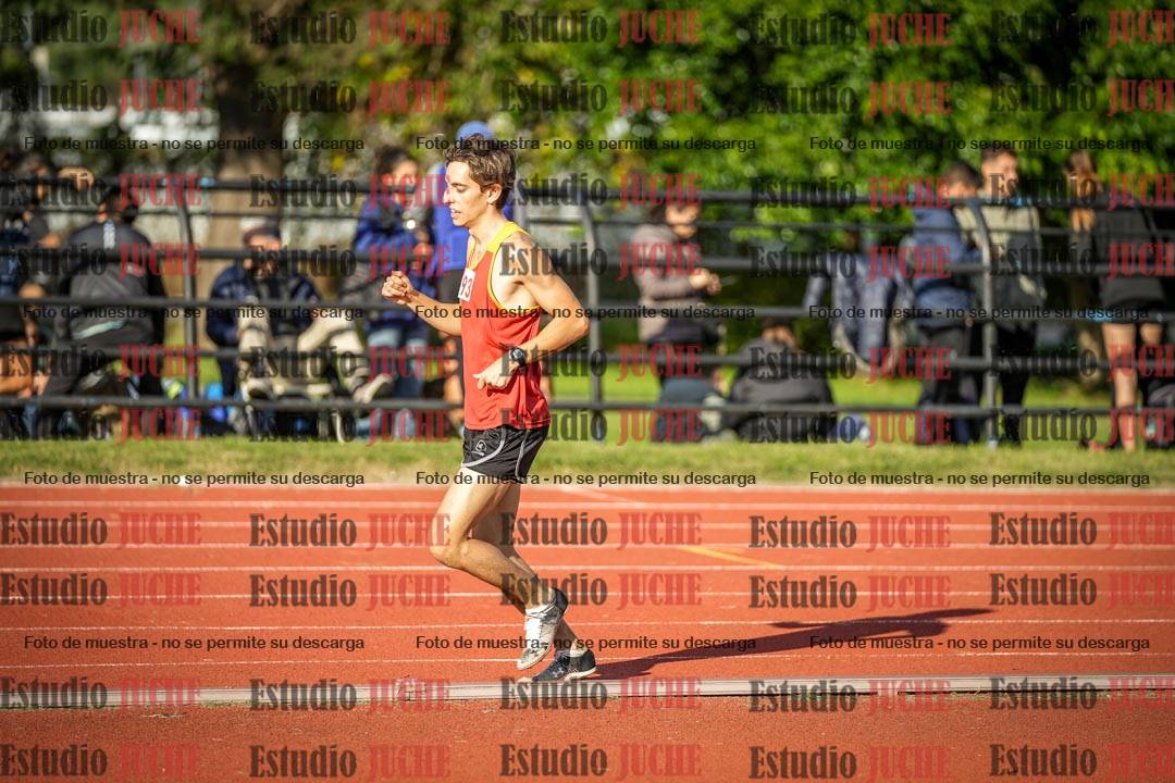 Fotos de los 3000 m llanos de varones