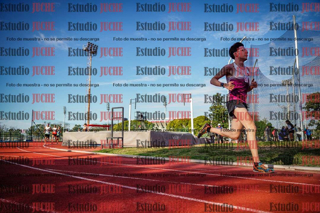 Fotos de los 3000 m llanos de varones