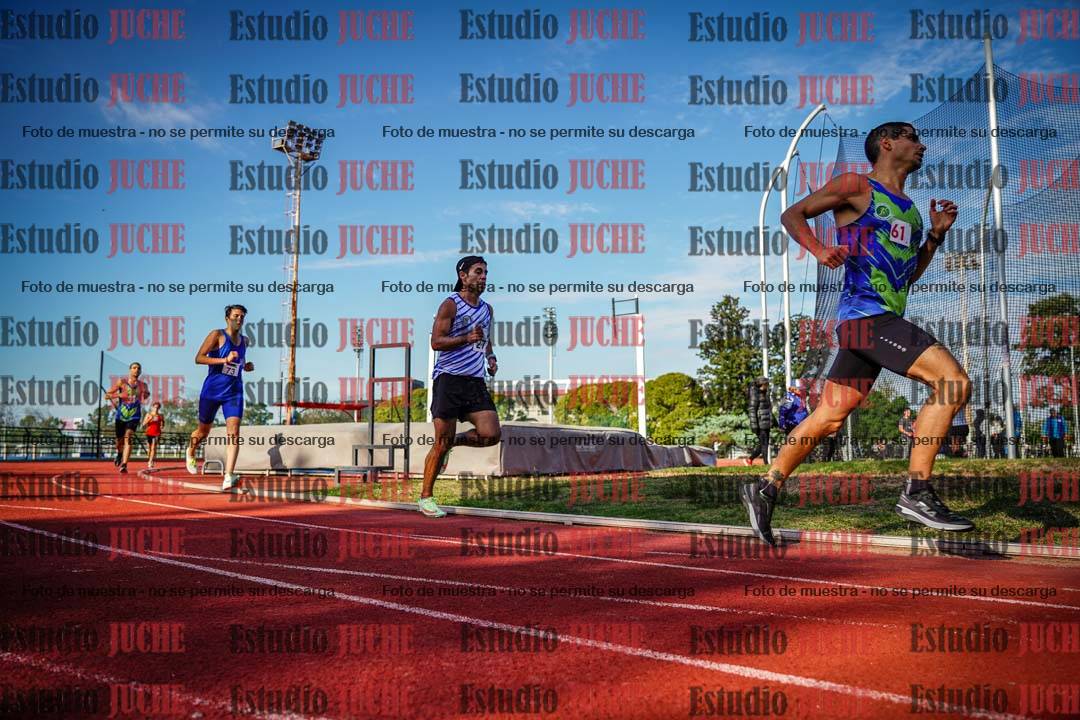 Fotos de los 3000 m llanos de varones