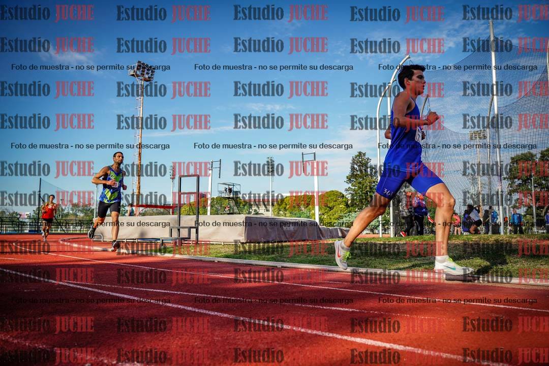 Fotos de los 3000 m llanos de varones