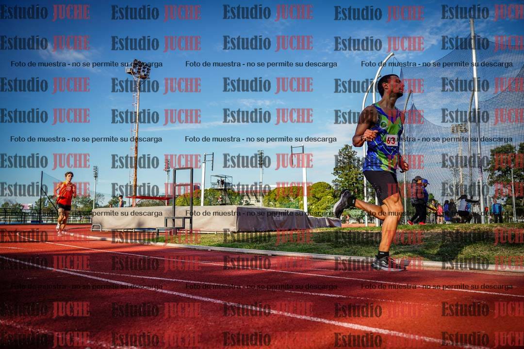Fotos de los 3000 m llanos de varones