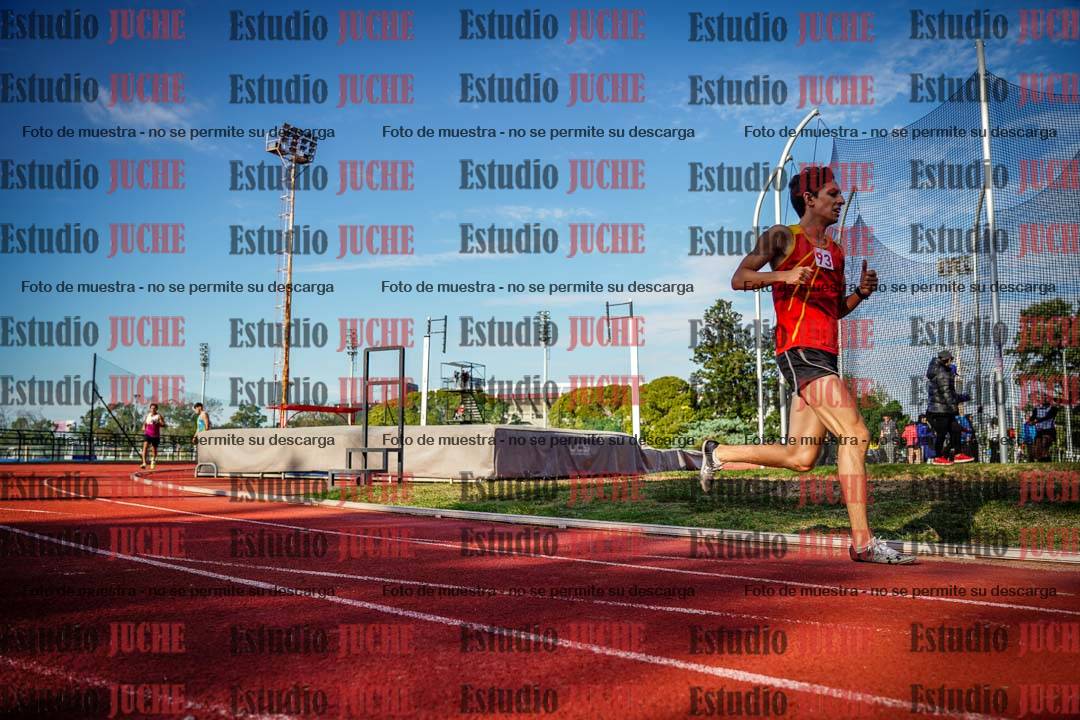 Fotos de los 3000 m llanos de varones