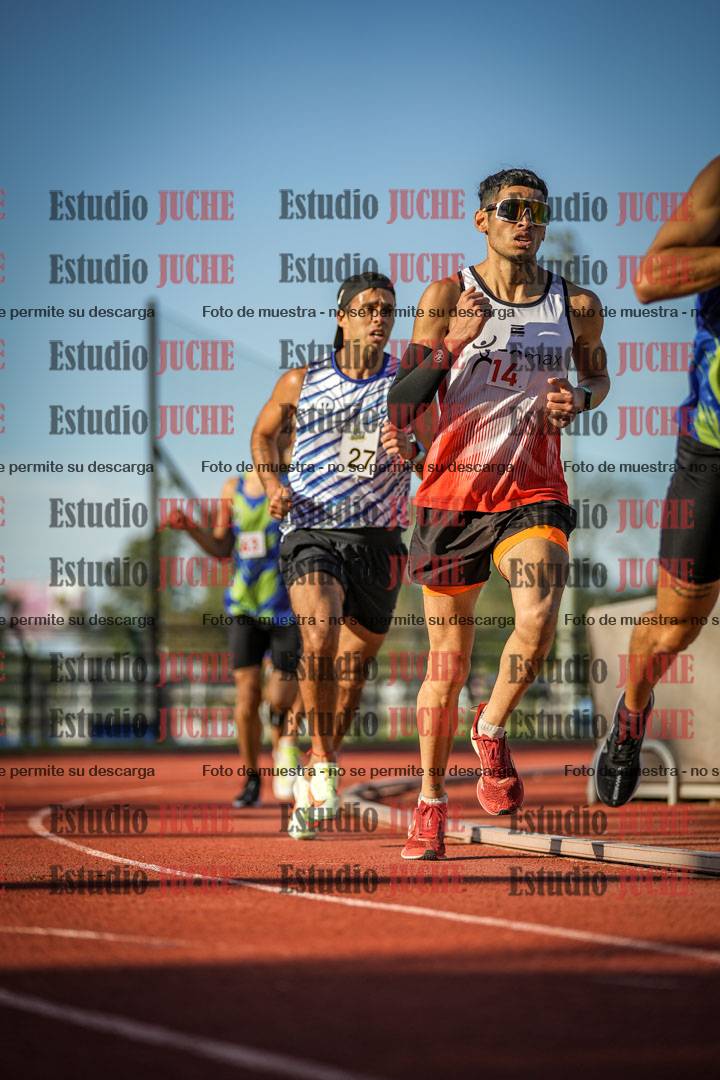 Fotos de los 3000 m llanos de varones