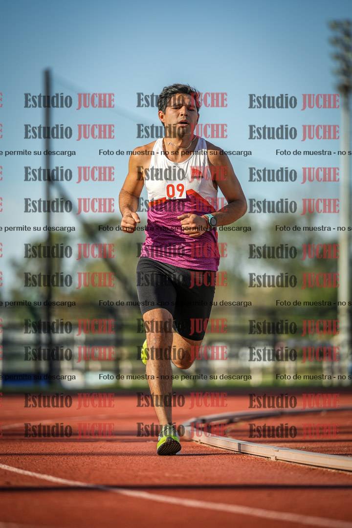 Fotos de los 3000 m llanos de varones
