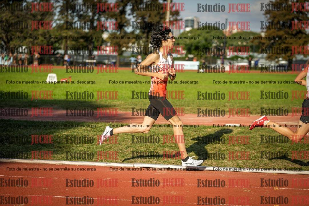 Fotos de los 3000 m llanos de varones