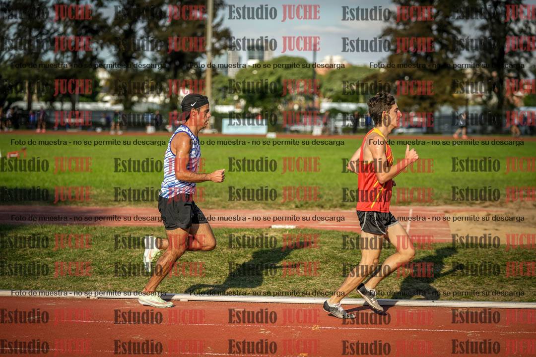 Fotos de los 3000 m llanos de varones