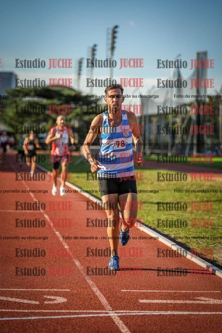 Fotos de los 3000 m llanos de varones