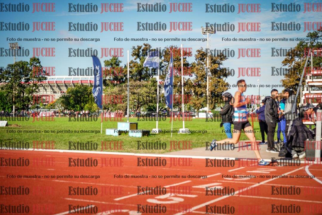 Fotos de los 3000 m llanos de varones