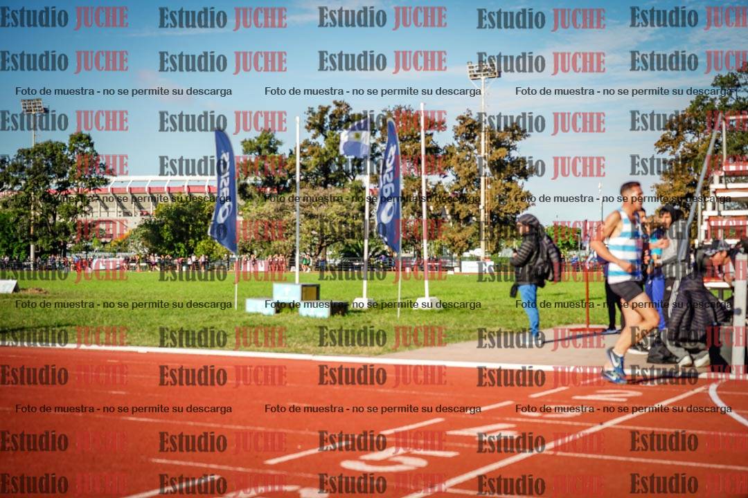 Fotos de los 3000 m llanos de varones