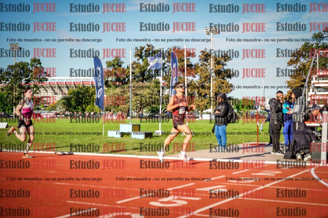 Fotos de los 3000 m llanos de varones