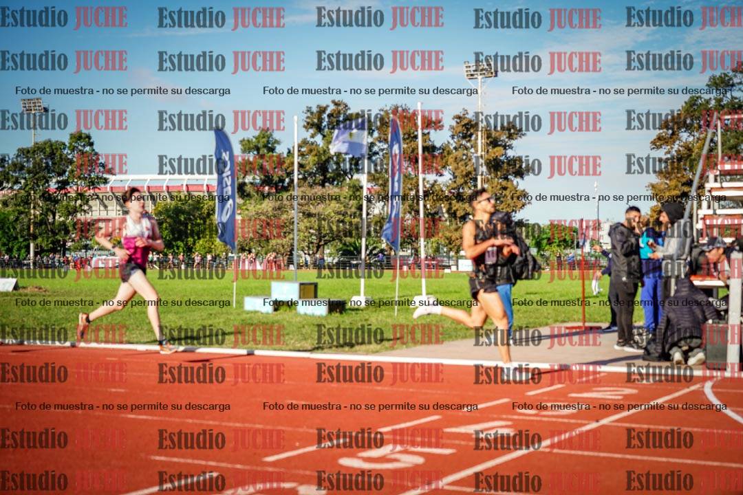 Fotos de los 3000 m llanos de varones