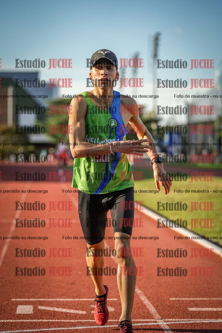 Fotos de los 3000 m llanos de varones