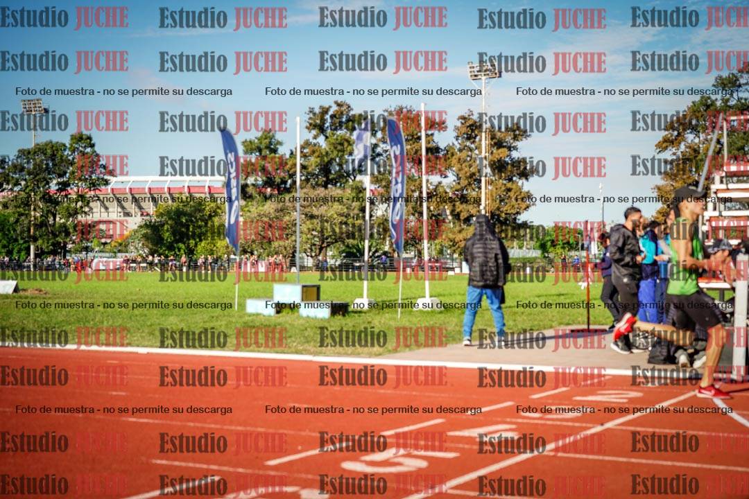 Fotos de los 3000 m llanos de varones