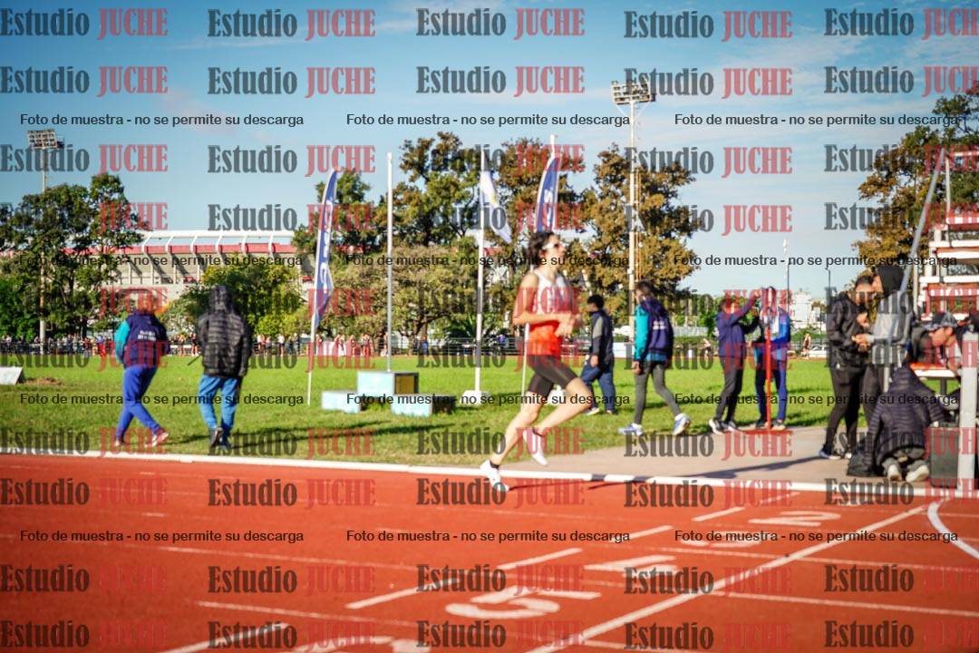 Fotos de los 3000 m llanos de varones