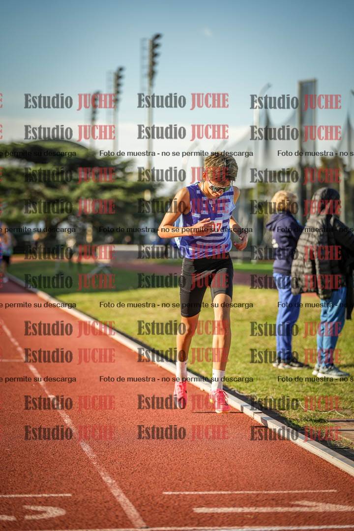 Fotos de los 3000 m llanos de varones
