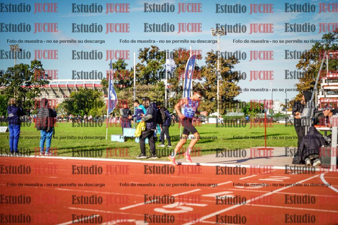 Fotos de los 3000 m llanos de varones